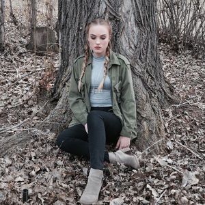 Meet your Posher, Madyson